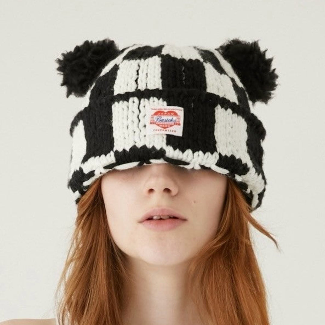 Checkered Flag Bear Beanie – BASICKS